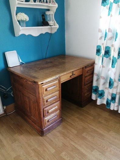 desk