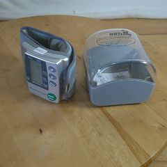 Medisana Perfect Wrist Blood Pressure Monitor with Storage Case