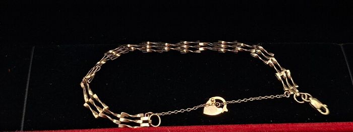 gold bracelet
