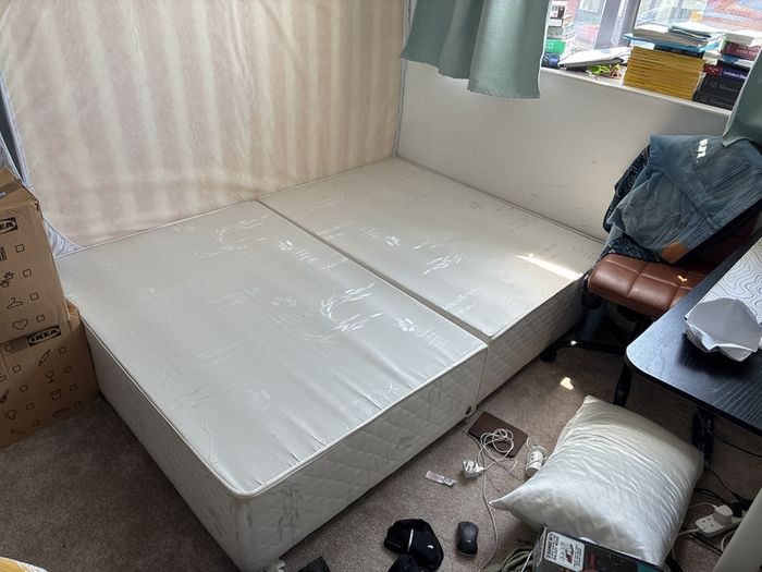 Double bed base