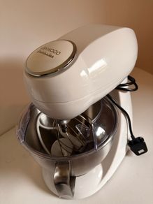 Kenwood Pattissier Mixer and PME turntable