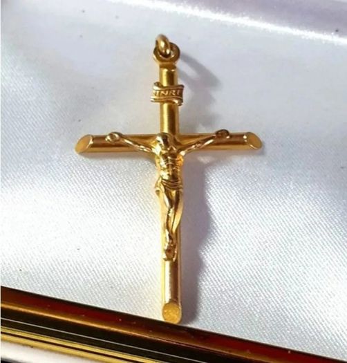 Vintage Hallmarked 9ct Gold Crucifix