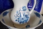 antiques and collectives