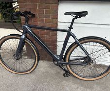 Kuma R1 electric bike