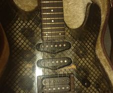 Aria pro 2 ecectric guitar