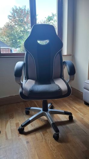 Gaming/Office Chair