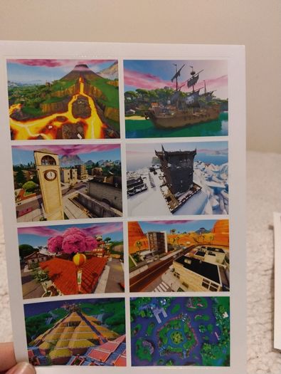 Fortnite Books and stickers in metal Tin case
