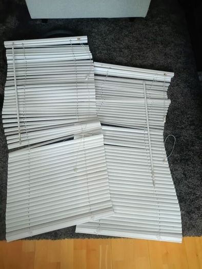FREE Venetian blinds