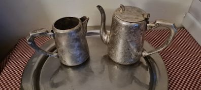 Kingston of Sheffield 2 Silver Plated Tea/Coffee Pot & Milk Jug