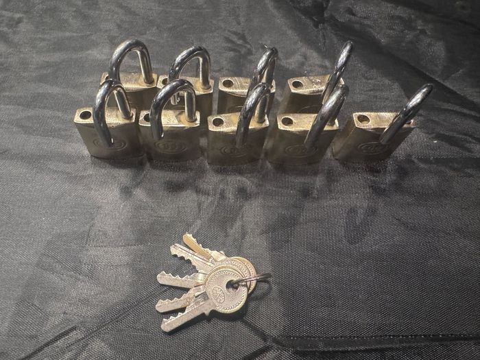 Padlocks on same Key x9