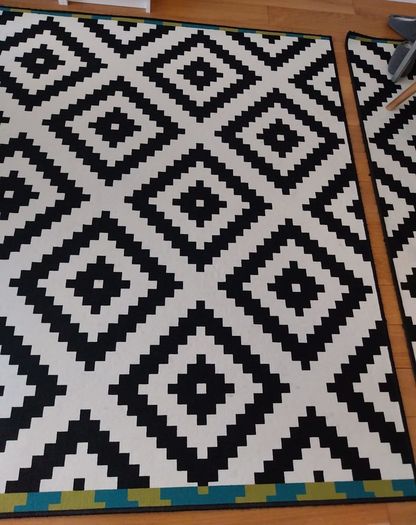 2x IKEA Geometric Rugs (200x200 cm) Black & White