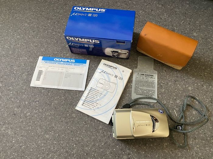 READ! Olympus MJU-III 120 Compact Point & Shoot Film Camera 38-120mm Lens