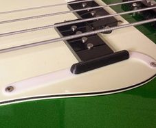 Thumb rest for Fender Precision Bass