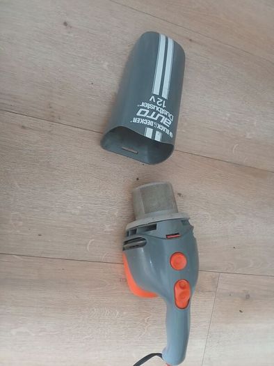 Black & Decker 12 Volt DustBuster Auto Vacuum Cleaner