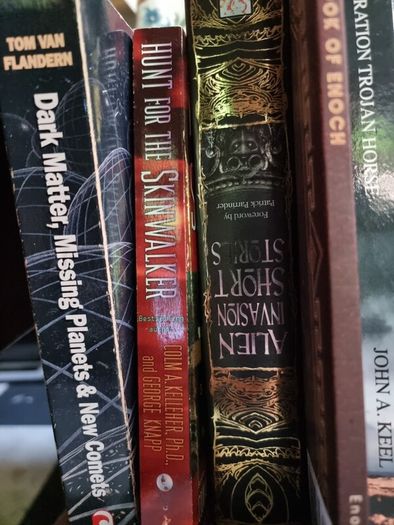 ufology, UFOs, aliens, extraterrestrials 12 book bundle