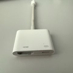 Apple Lightning to HDMI & USB-C Adapter