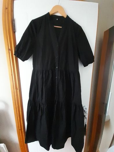 ladies black dress