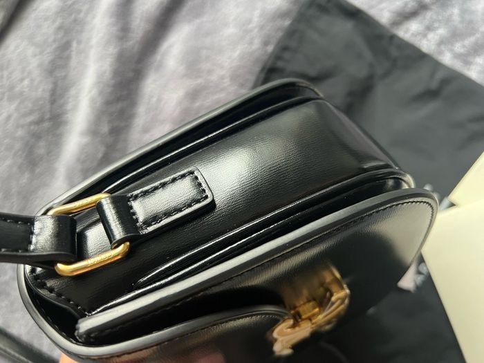 Ladies leather Bag