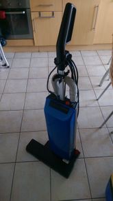 Industrial vacuum cleaner for sale