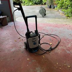 Pressure Washer