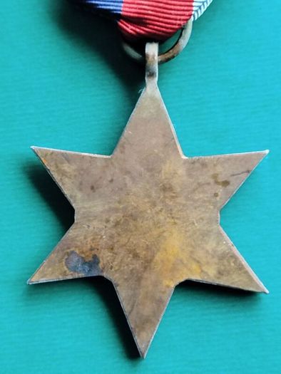 WWII 1939-1945 Star Medal - Original Ribbon - Great Condition