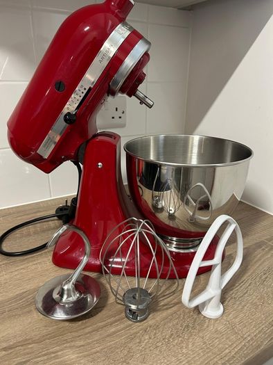KitchenAid Artisan 5KSM125 Stand Mixer 4.7L
