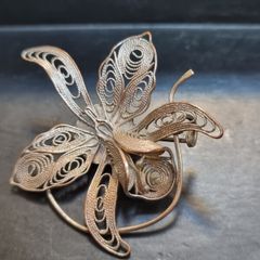 Vintage Silver art deco filigree brooch
