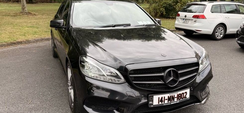 Mercedes Benz E220 Amg Sport