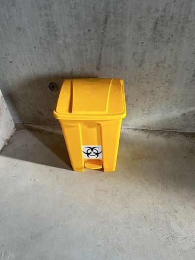pedal bin