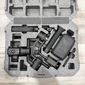 DJI Ronin-S Handheld 3-Axis Gimbal Stabilizer
