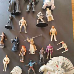 Star wars action figures and ships job