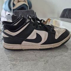 Nike panda dunks