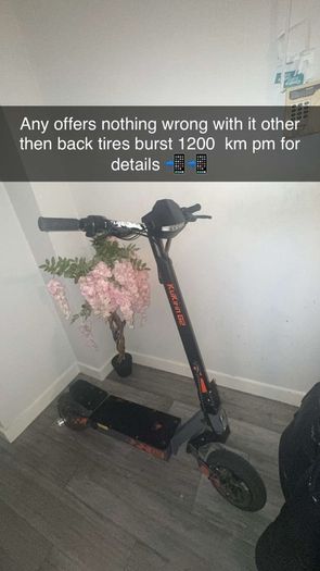 scooter  g2 nothing wrong with it except back tires burst