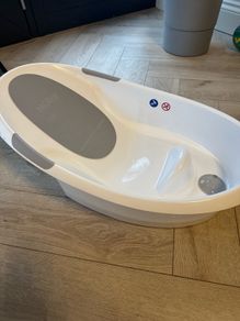 Nuby baby bath