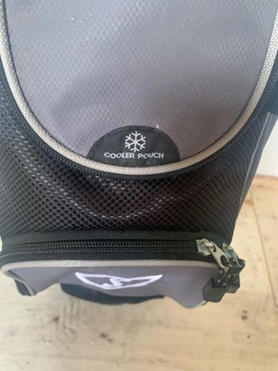 Spalding Golf bag w cooler, Raincover, & carry strap