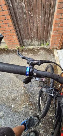 Specialised crosstrail