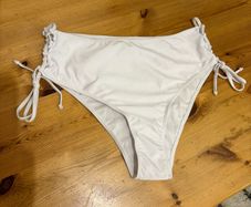 Bikini bottoms