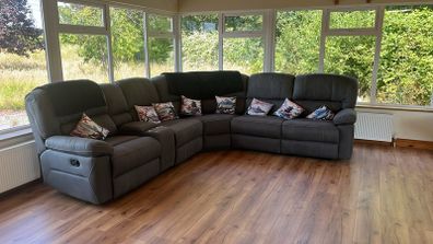 brand new corner recliner sofa