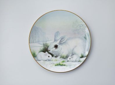 Crown Staffordshire first edition "Tranquility Wildlife in winter" collectors plate by Kevin Platt  no.763 of 10000