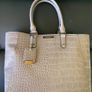 Ladies handbag. Carvela-Kurt Geiger. New Image 5