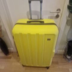 Large Plastic Suitcase 30kg FLYMAX