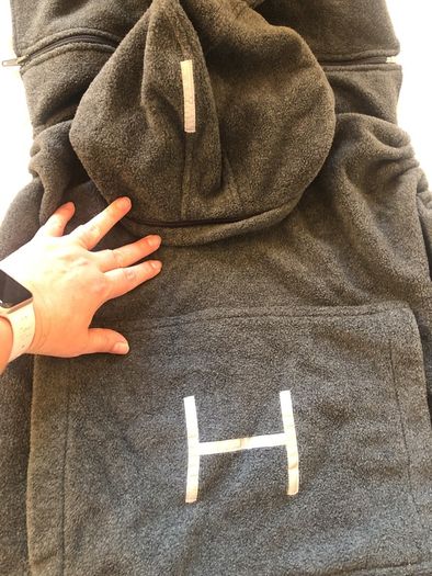 hoppediz baby wearing blanket