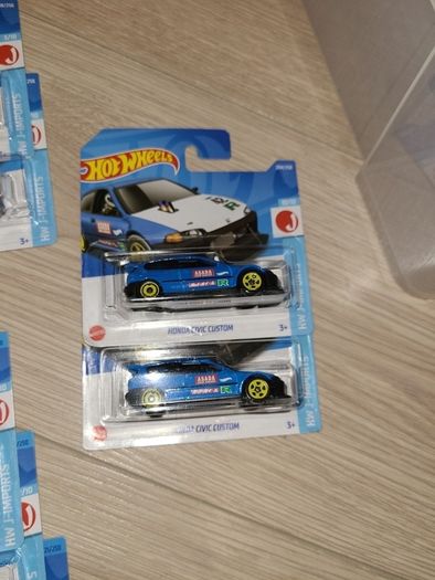 24 Japanese hotwheels