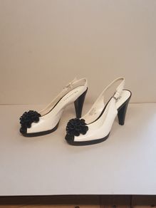 Anne Klein Shoes