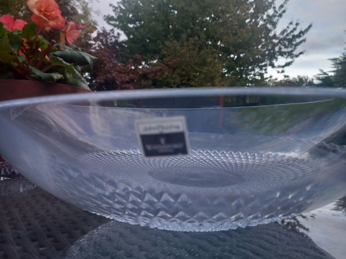 Waterford Crystal v rare John Rocha centrepiece 13.5 inch Lume bowl, no damage, D18