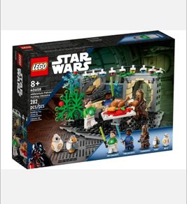 Christmas Lego Star Wars 40658  Millennium Falcon Holiday Diorama