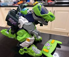 Overseer Switch & Go Dino