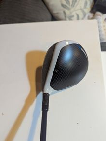Taylormade Sim2 Max 3 Wood (15degree)  Ventus Blue FW 6.S shaft  Golfpride TaylorMade grip