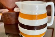 Large Mid Century Carrigaline Colleen Ireland 1 Pint Milk Jug or Posy Vase