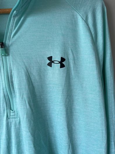 Under Armour light turquoise zippy men's Large